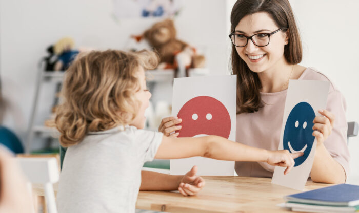 Emotion emoticons used by a psychologist during a therapy sessio Emotion emoticons used by a psychologist during a therapy session with a child with an autism spectrum disorder.